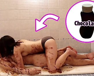 Japanese Couples' Real Orgasmic Bathroom Sex on Valentine's Day: Soaking in Chocolate Slick